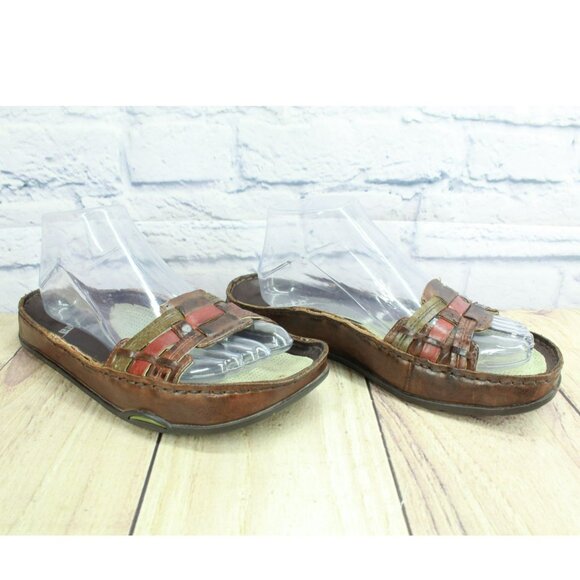 Earth Brown Leather Slip-On Casual Comfort Summer Flat Sandals Size 8 - Picture 3 of 8